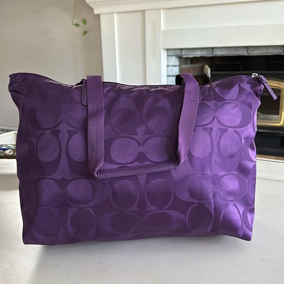 The Coach Getaway Signature Nylon Packable Weekender Tote - Amethyst - Picture 7 of 16